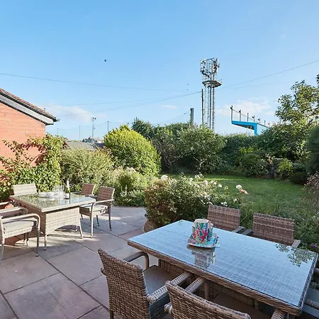Holiday home Birds Eye View